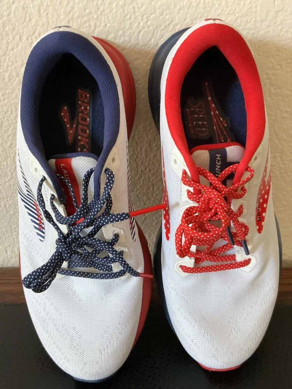 Brooks Women Launch 7 USA Stars And Stripes Running Shoe 1203221D66 Size 6.5